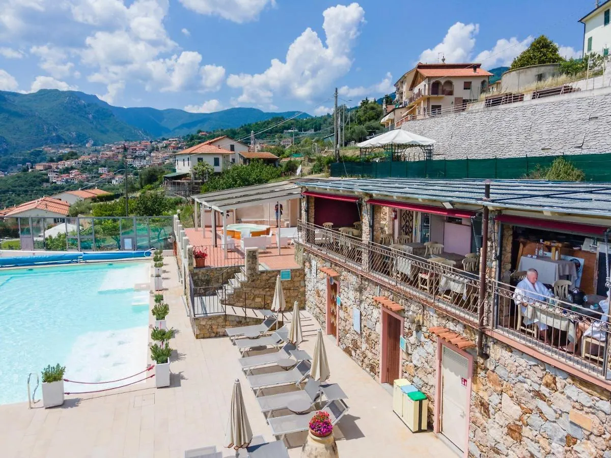 Residence Villa il Casale appartementi wellness e piscina riscaldata Tovo San Giacomo 0*,  Italia
