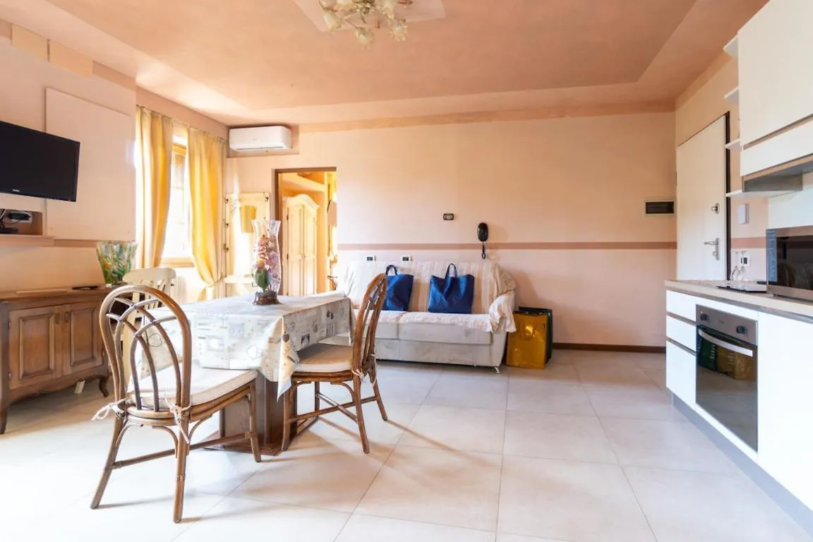 Residence Villa il Casale appartementi wellness e piscina riscaldata Tovo San Giacomo