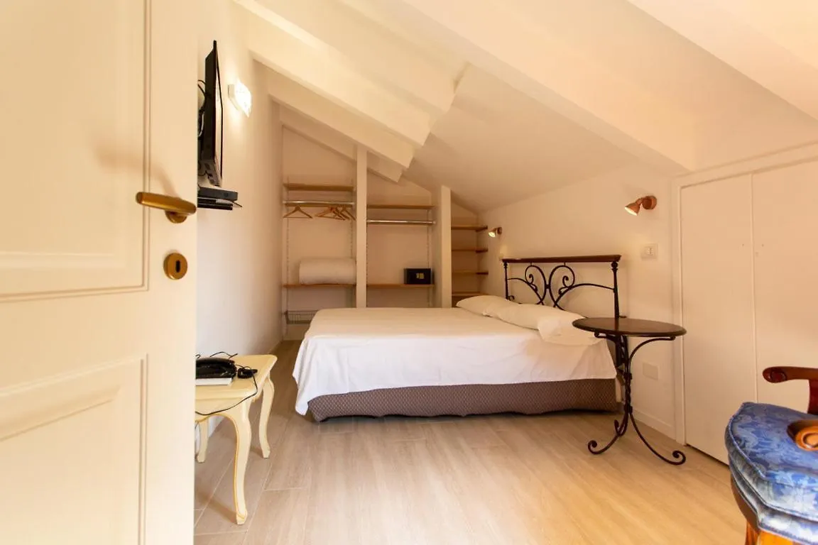 Residence Villa il Casale appartementi wellness e piscina riscaldata Tovo San Giacomo