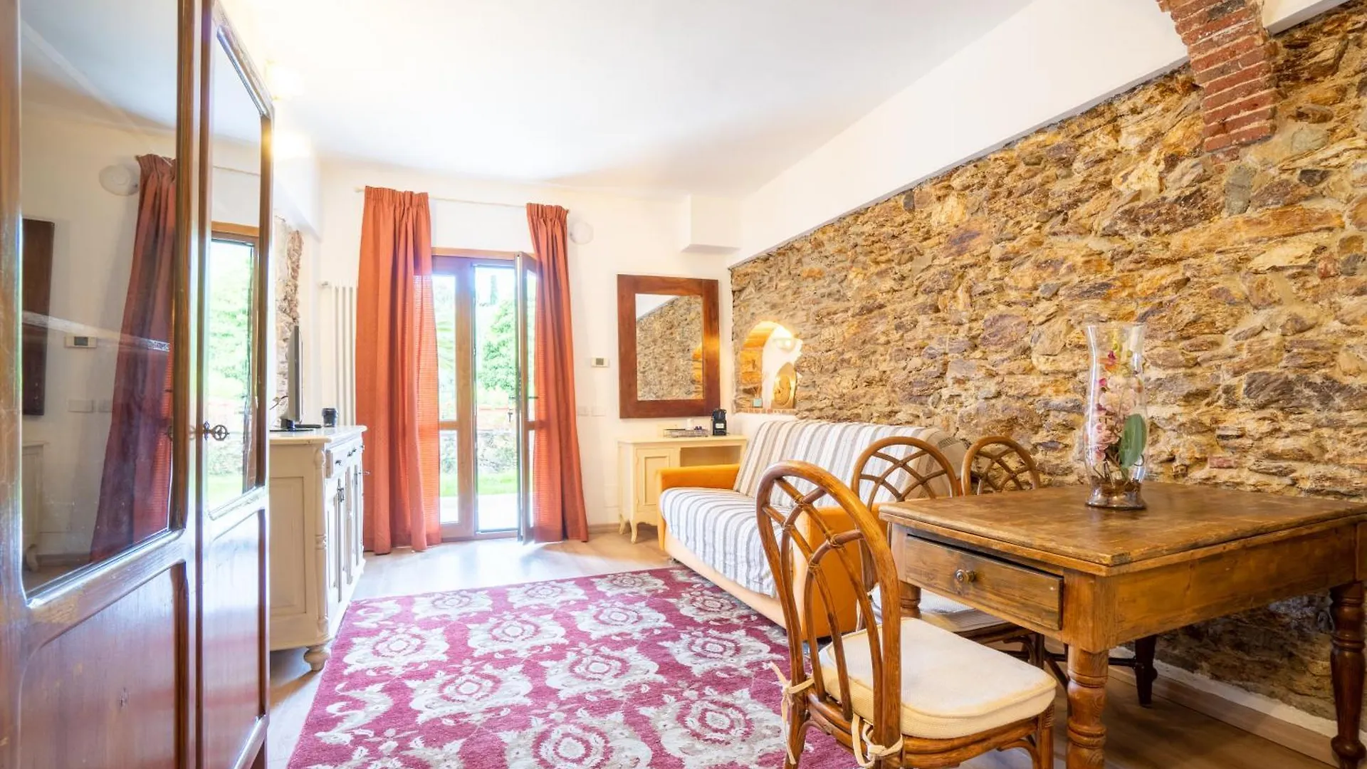 Residence Villa il Casale appartementi wellness e piscina riscaldata Tovo San Giacomo 0*,  Italia
