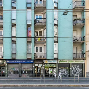  Appartamento Easylife - Moderno Rifugio In Zona Bocconi Italia
