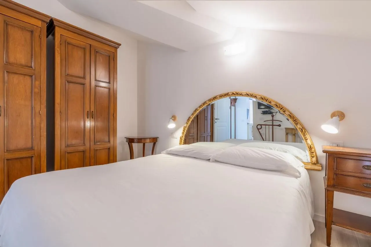 Residence Villa Il Casale - Appartamenti Wellness E Piscina Riscaldata Apartment