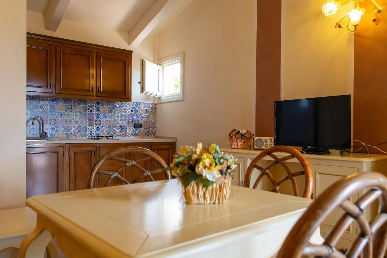 Residence Villa Il Casale - Appartamenti Wellness E Piscina Riscaldata 0*, Tovo San Giacomo Italy