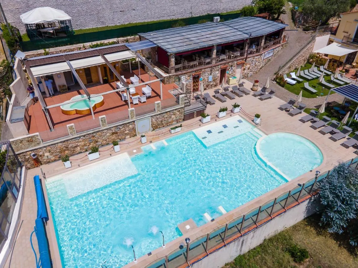 Residence Villa Il Casale - Appartamenti Wellness E Piscina Riscaldata Apartment Tovo San Giacomo