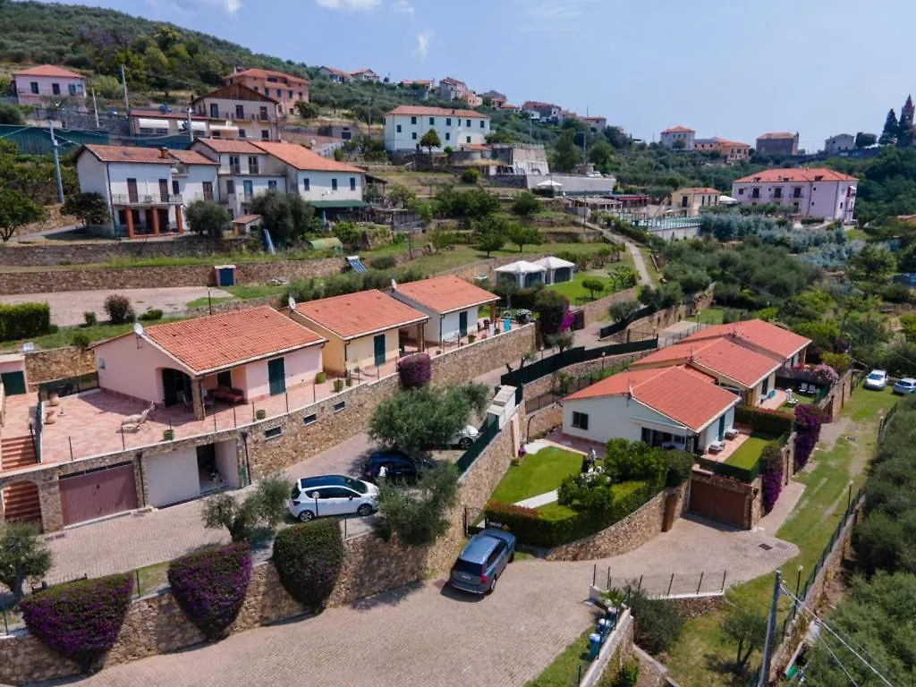 Residence Villa Il Casale - Appartamenti Wellness E Piscina Riscaldata Tovo San Giacomo
